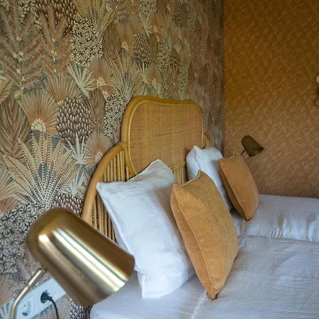Tweezeven Bed & Breakfast