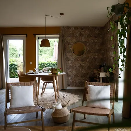 Bed & Breakfast Tweezeven *