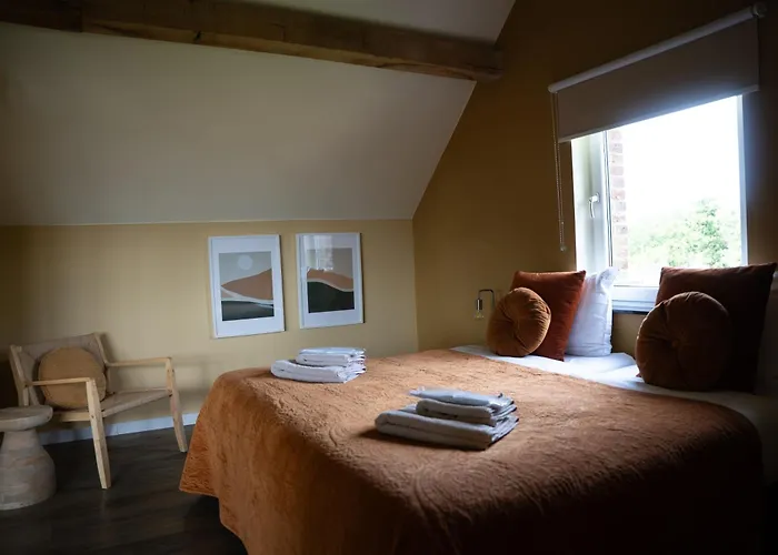 Tweezeven Bed & Breakfast